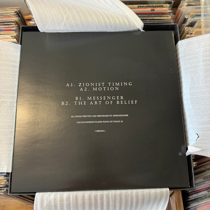 Deluxe 8 Vinyl Box Set (2009, UK)