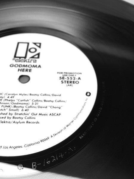 Godmoma - Here (1981 PROMO)