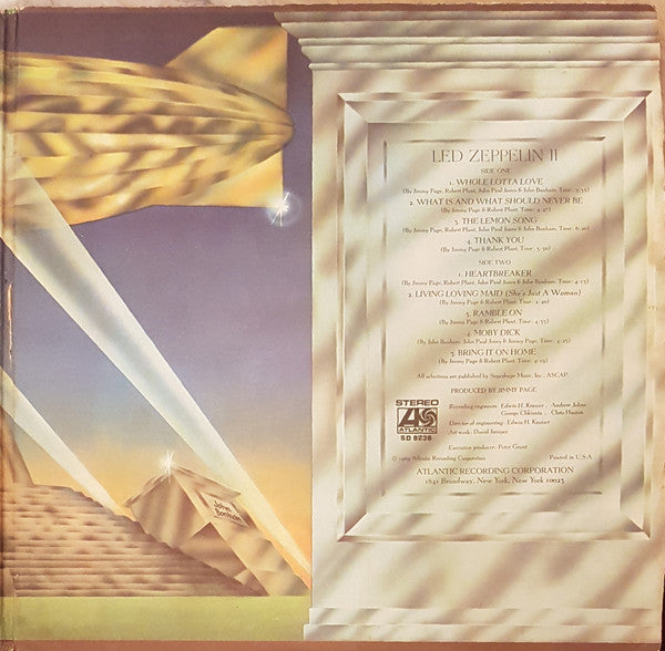 Led Zeppelin - Led Zeppelin II (LP) [US] 1969 RP (Very Good Plus (VG+))